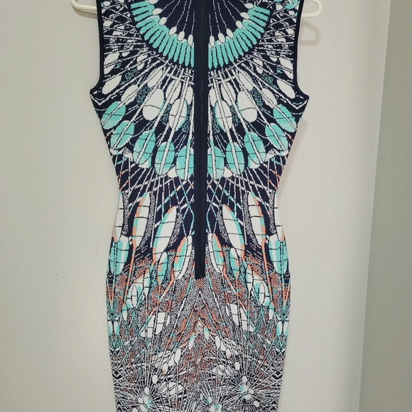 BCBG Designer Dress One Of A Kind - Picture 4 of 8